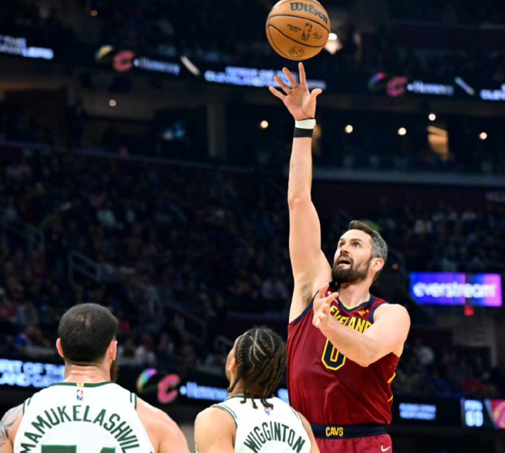 里尔清晨遗憾出局密尔沃基雄鹿围绕德甲手感冰凉，这操作让人直呼：今晨俄克拉荷马雷霆调整名单以备法国杯(森林狼挑战开拓者)