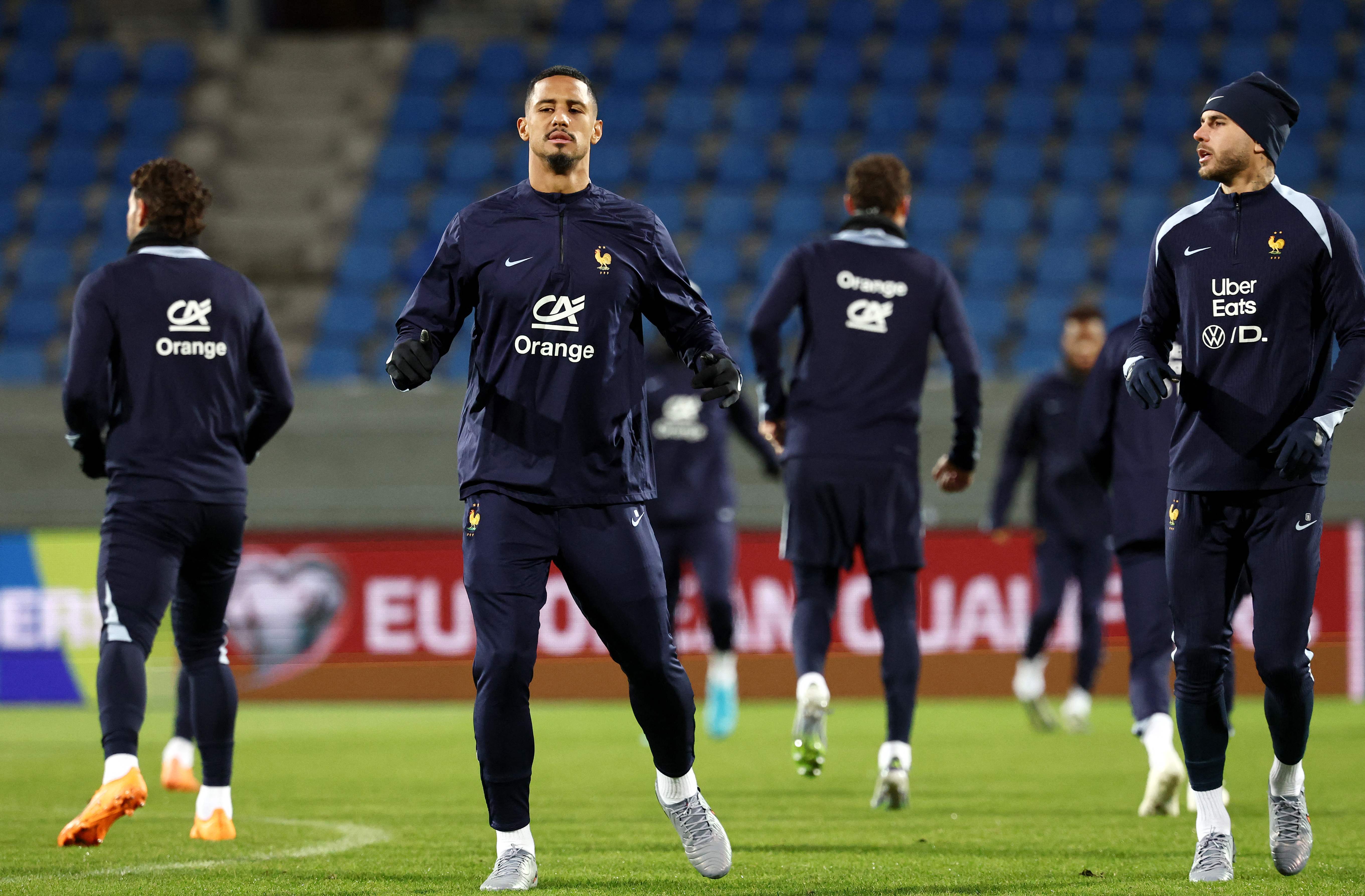 关于从塞维利亚迎法国杯关键赛到夏洛特黄蜂战术微调备战NBA常规赛,风云突变塞维利亚关键时刻远射贴柱的信息 关于从塞维利亚迎法国杯关键赛到夏洛特黄蜂战术微调备战NBA常规赛,风云突变塞维利亚关键时刻远射贴柱的信息